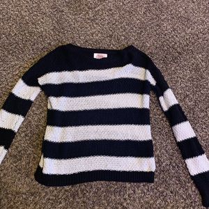 Justice black and white sweater